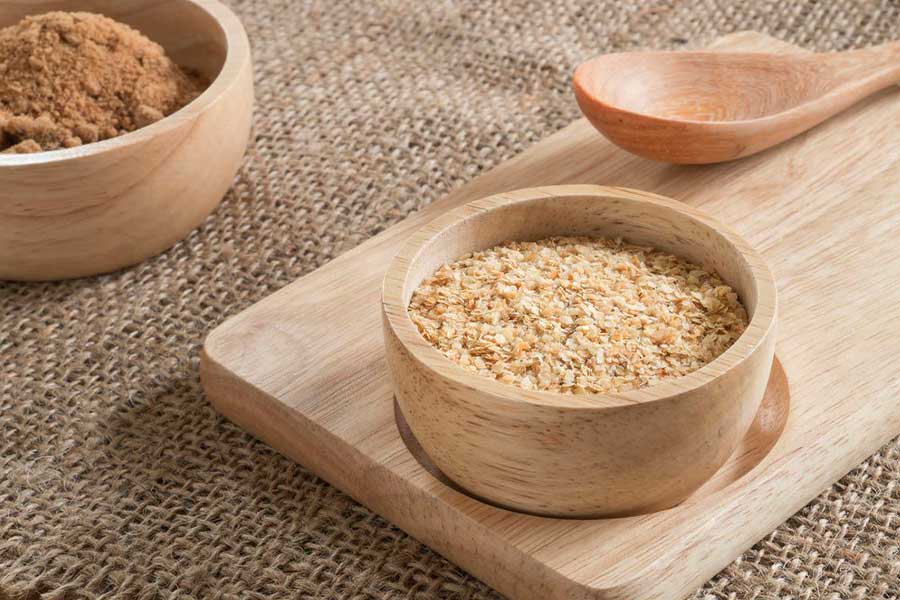 جوانه جنینی گندم یا گیاهک، سرشار از مواد مغذی و ویتامینها